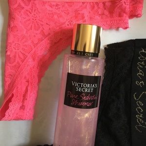 Victoria Secret thong Size M + shimmer fragrance